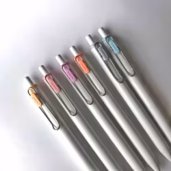 Uni-ball One Gelpenna Summer 0.38 mm