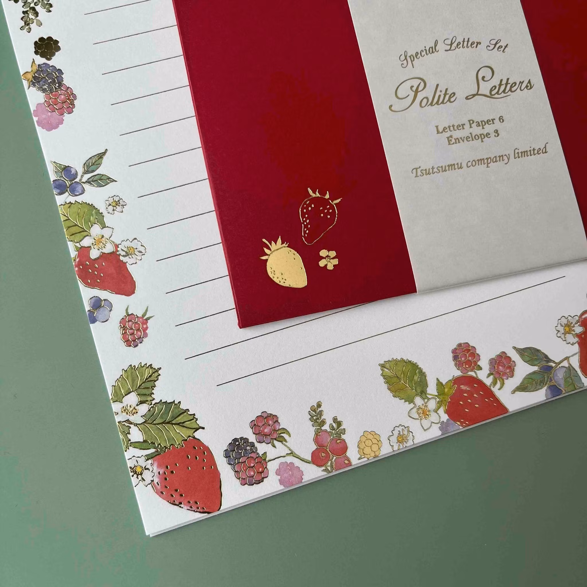 Brevpapper Tsutsumu Company - Berry Garden