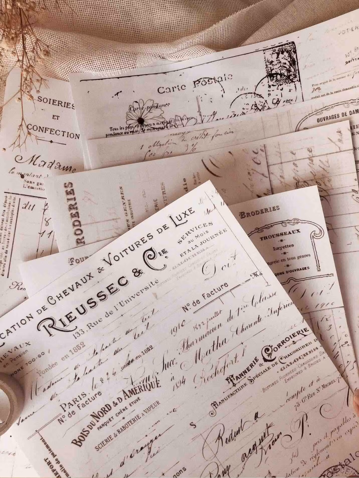 Chapteries Klistermärkesark - French ephemera 5 ark