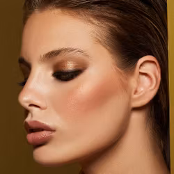 MIA MAKEUP - LUMINESCENCE