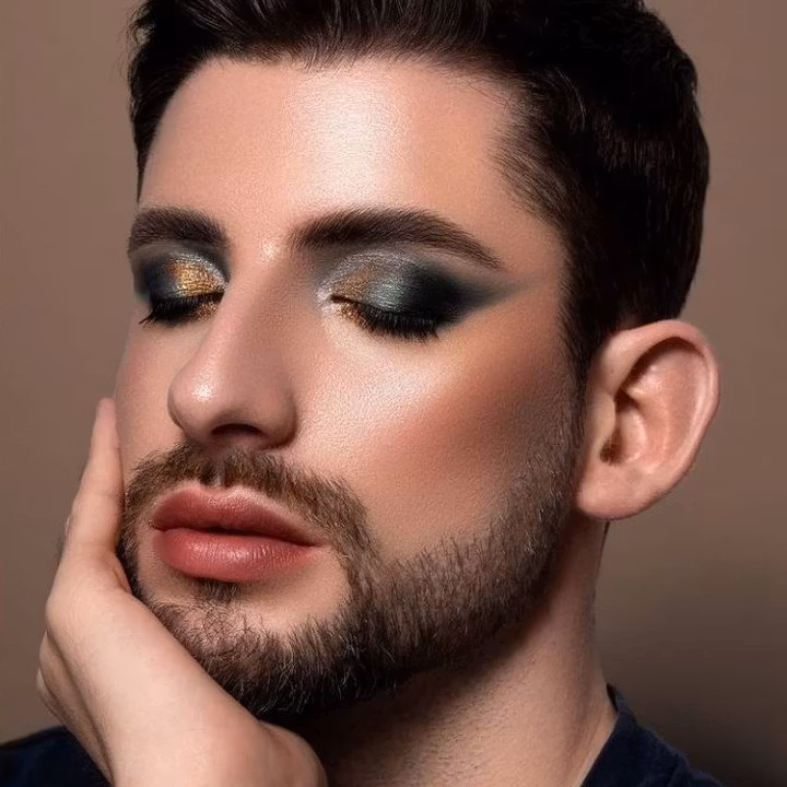 MIA MAKEUP - GLAM EYE PALETTE ATTRACTIVE