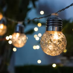 Guirlande lumineuse solaire décorative pour extérieur avec 20 ampoules – Ezra