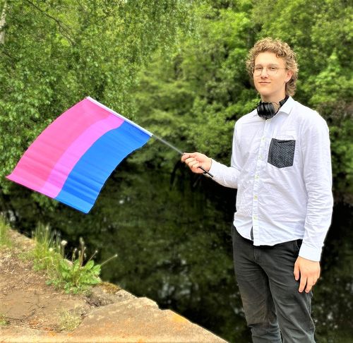 Flagga på pinne 40 x 60 cm BISEXUELL