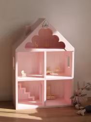 Hushylla dockhus i trä baby pink