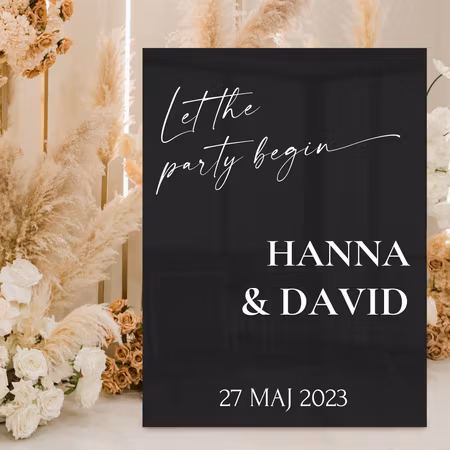 Välkomstskylt - Svart akryl