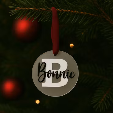 Julgransdekoration med namn