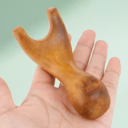 Puinen hierontaristi