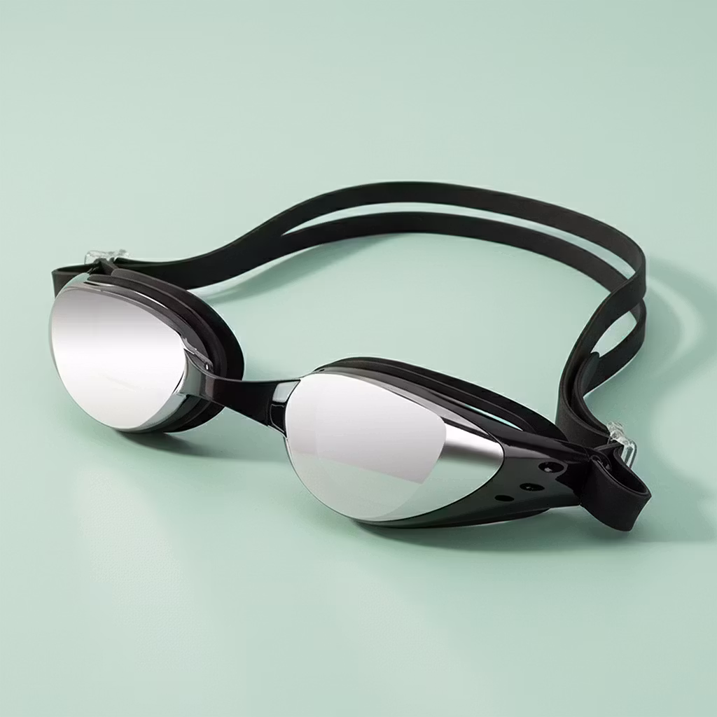 Uimalasit kirkkaalla näkyvyydellä