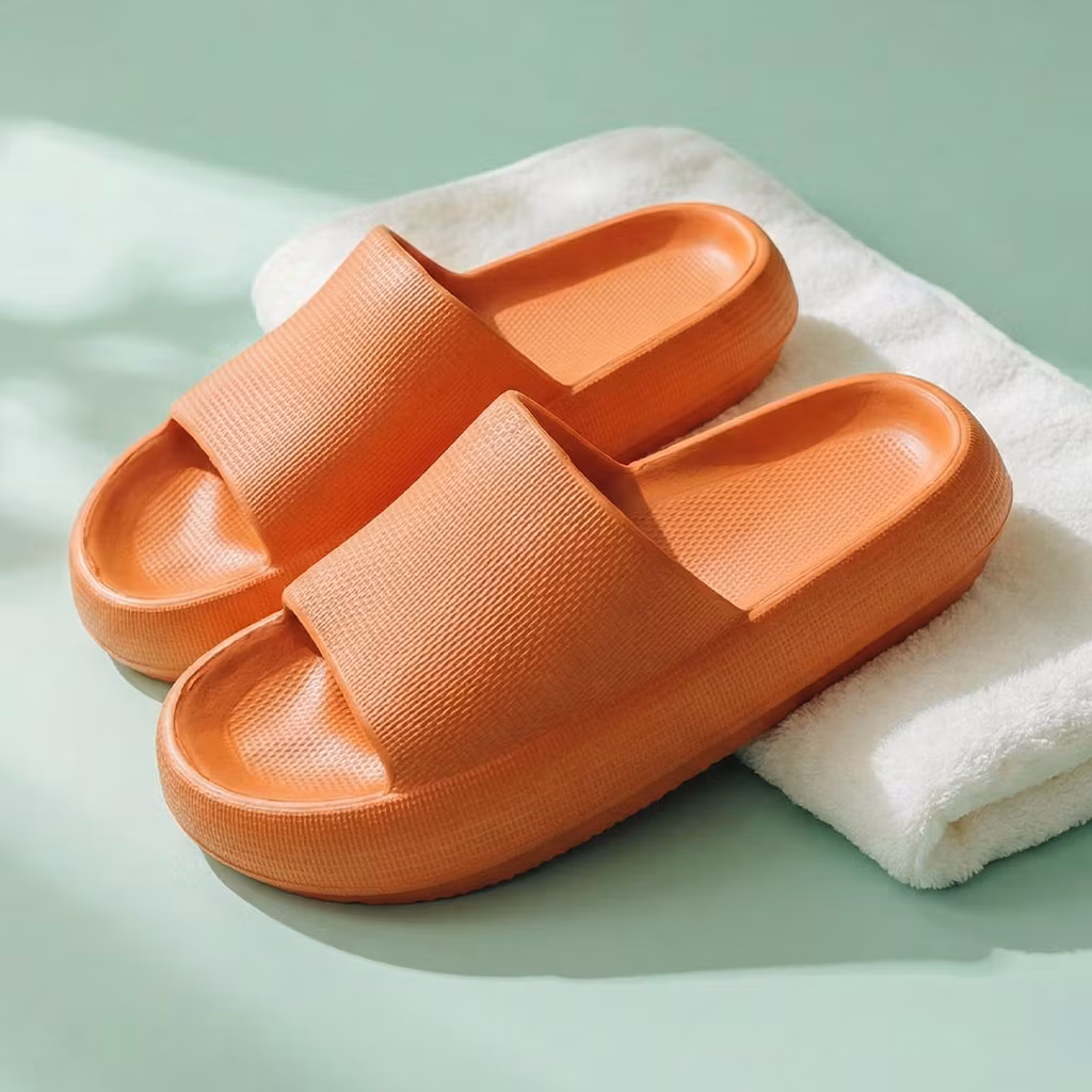 Pehmeät ja iskuja vaimentavat tossut