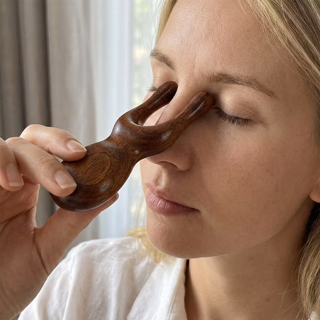 Kasvojen hierontapuu