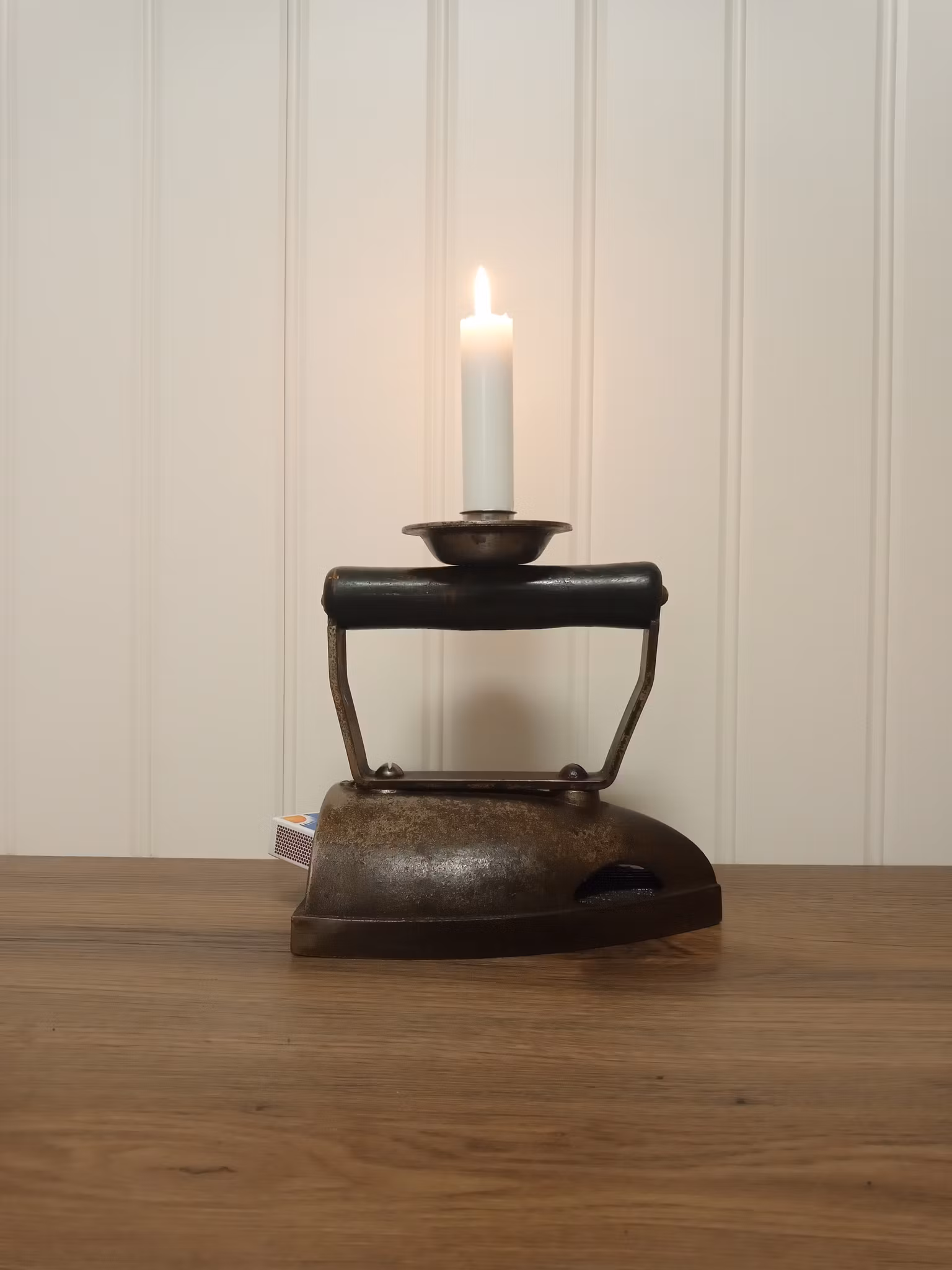 Ljusstake 'Strykjärn'