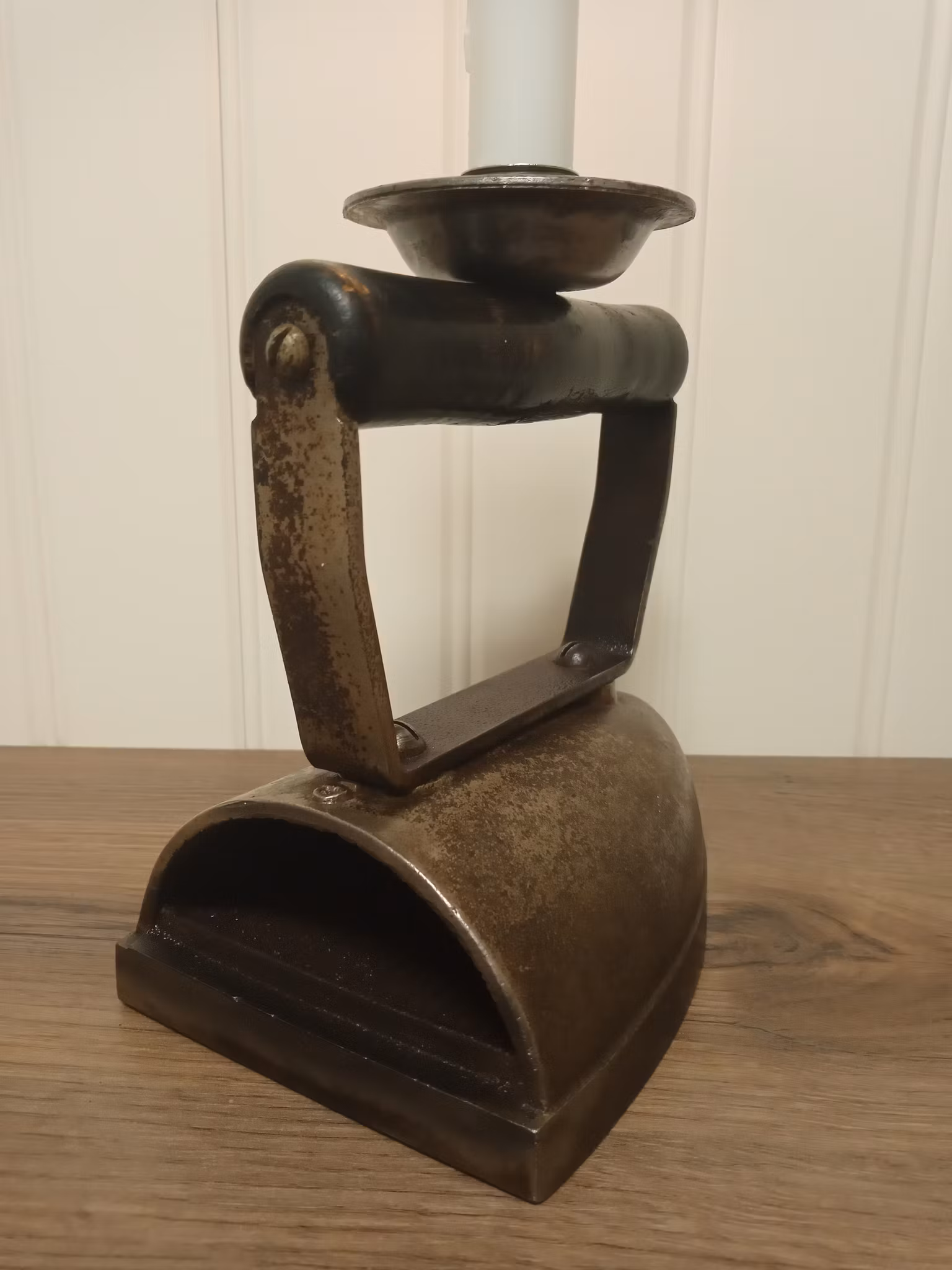 Ljusstake 'Strykjärn'