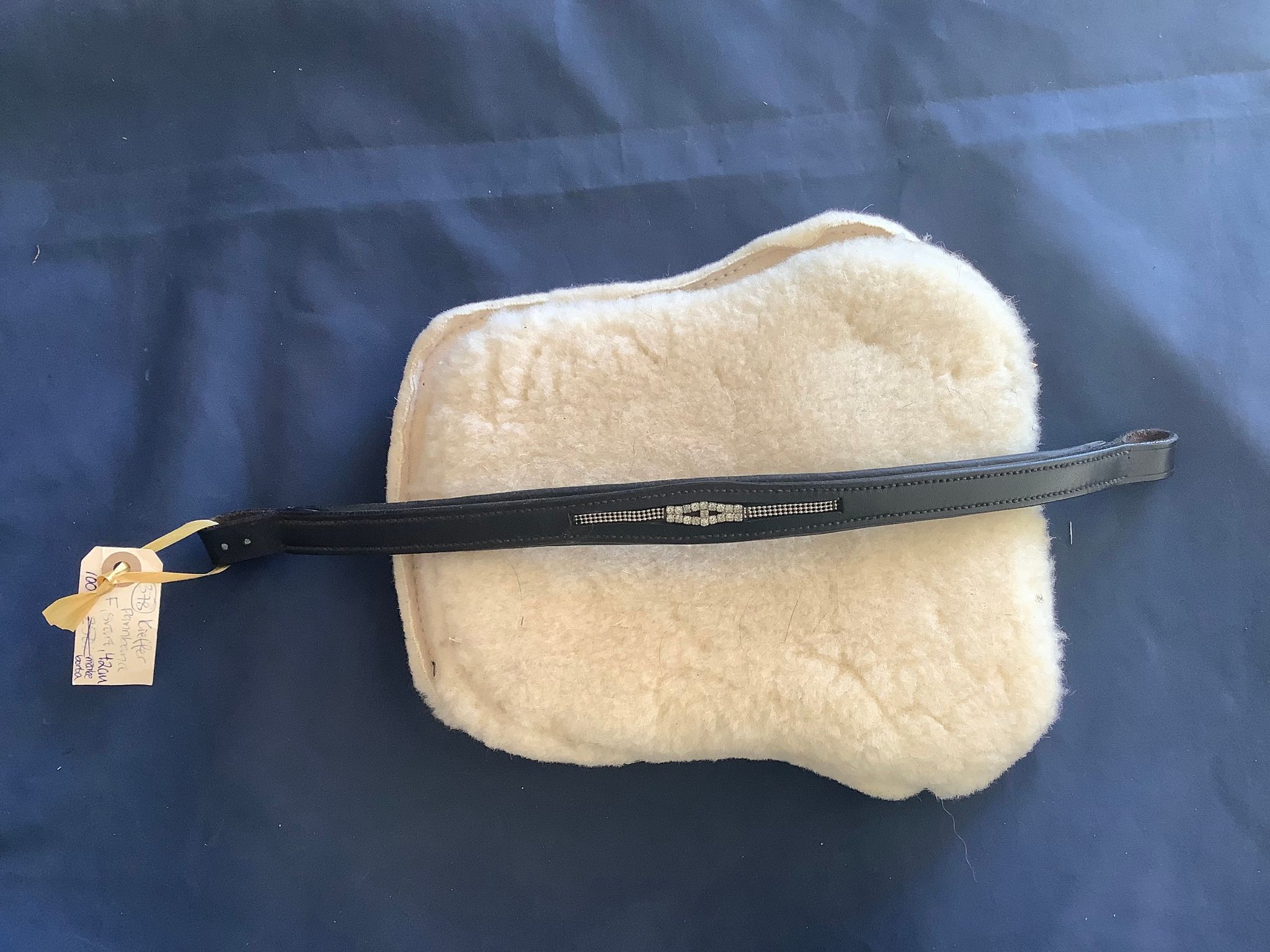 Pannband kieffer,svart med bling,F,42 cm,märke borta