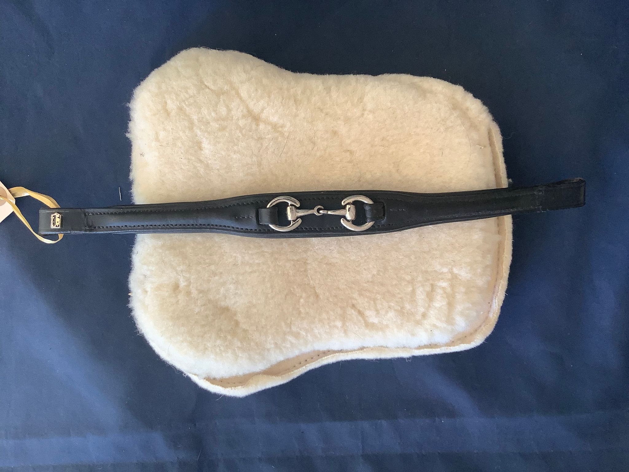 Pannband,svart med bett,38 cm