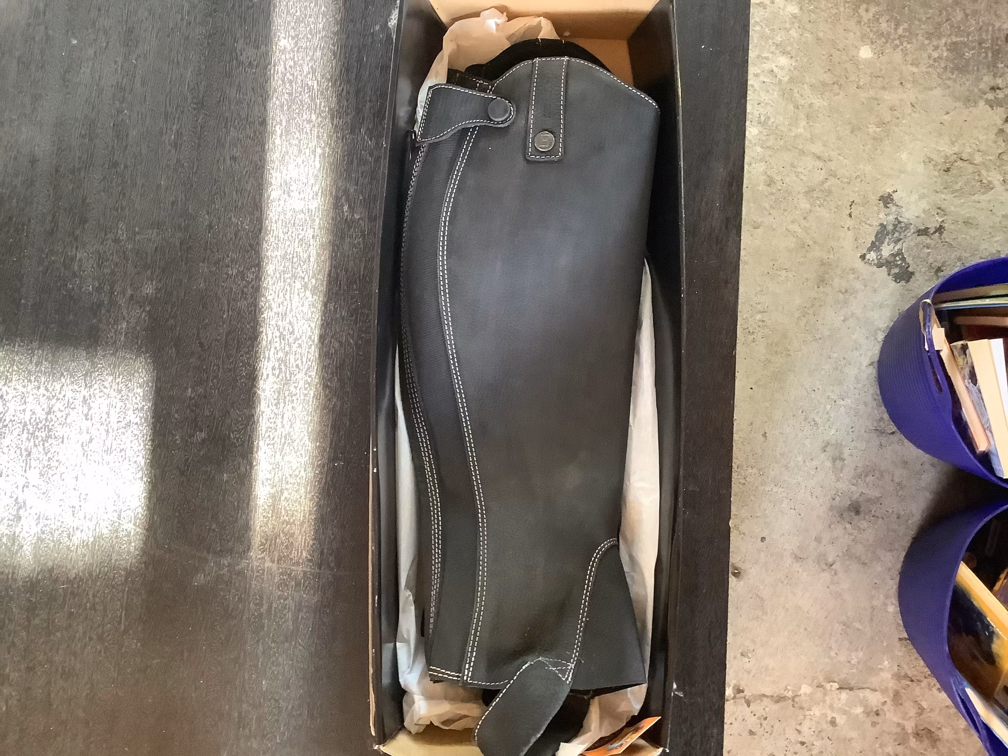 Equipage svarta shortchaps,stl M ,nya