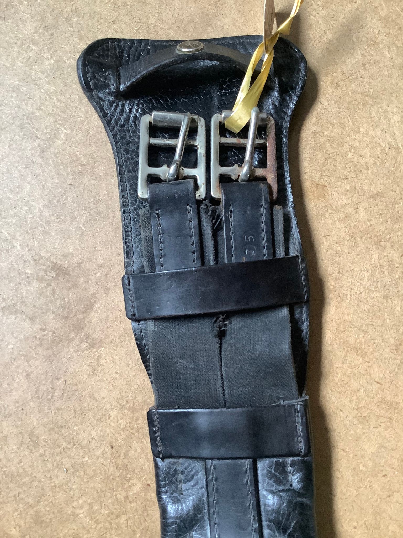 MN sadelgjord,dressyr,75 cm,lite slitet på ena spännet