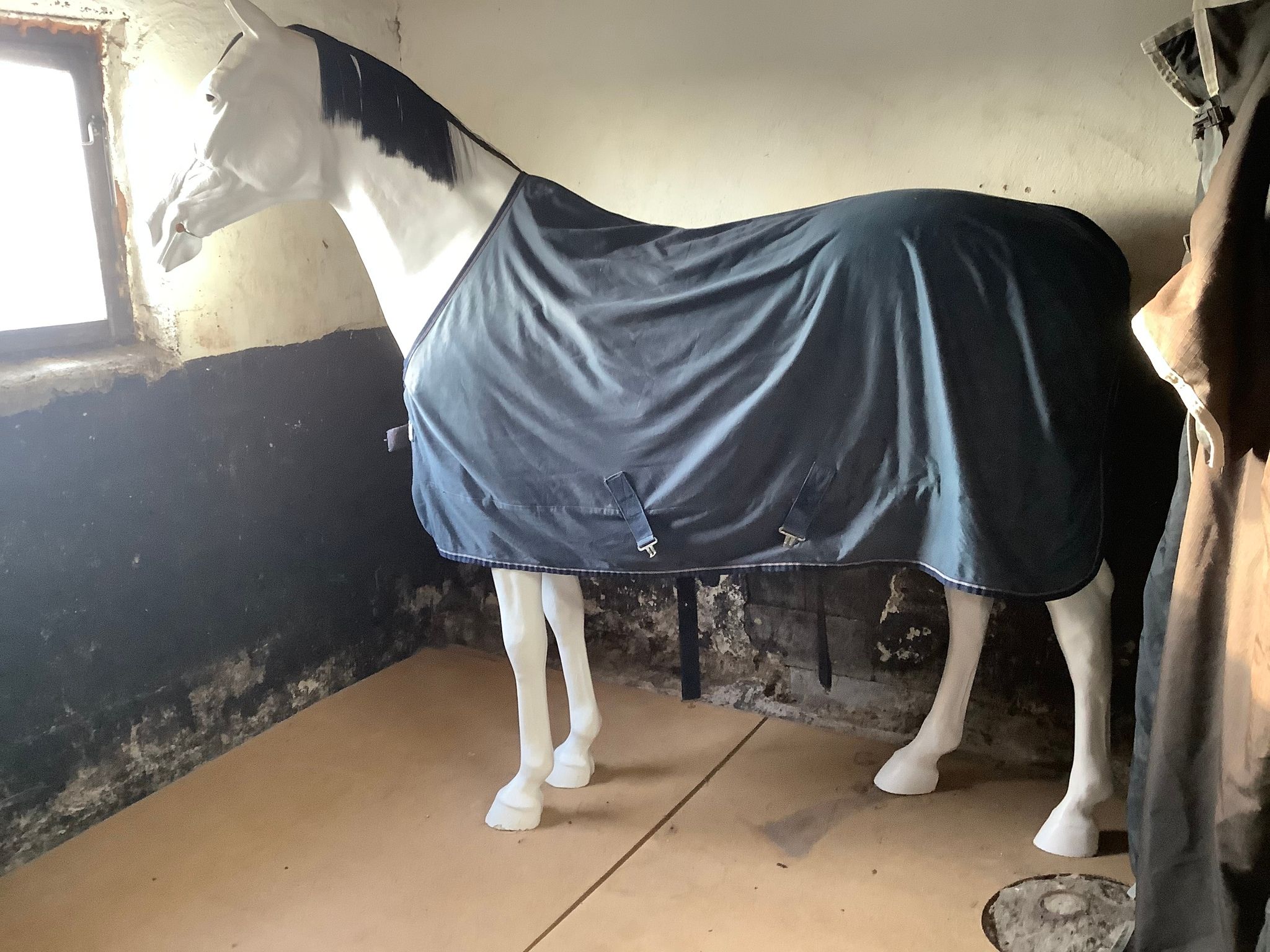Bucas stalltäcke med fleece,blått,litet hål,140 cm
