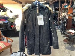 Mountain horse vinterparkas jacka,svart,stl m,ny