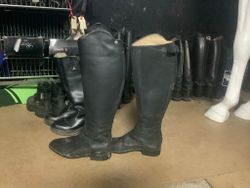 Cavallo ridstövlar,svarta,nyskick,stl 39