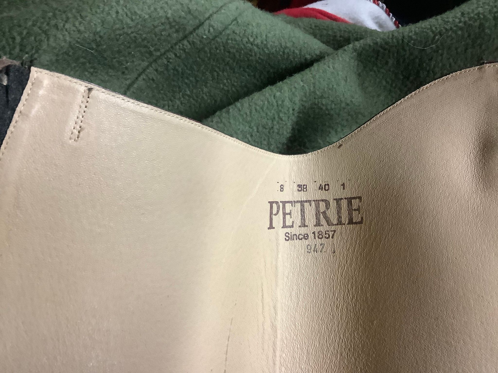 Petrie shortchaps,nya,storlek-se bild