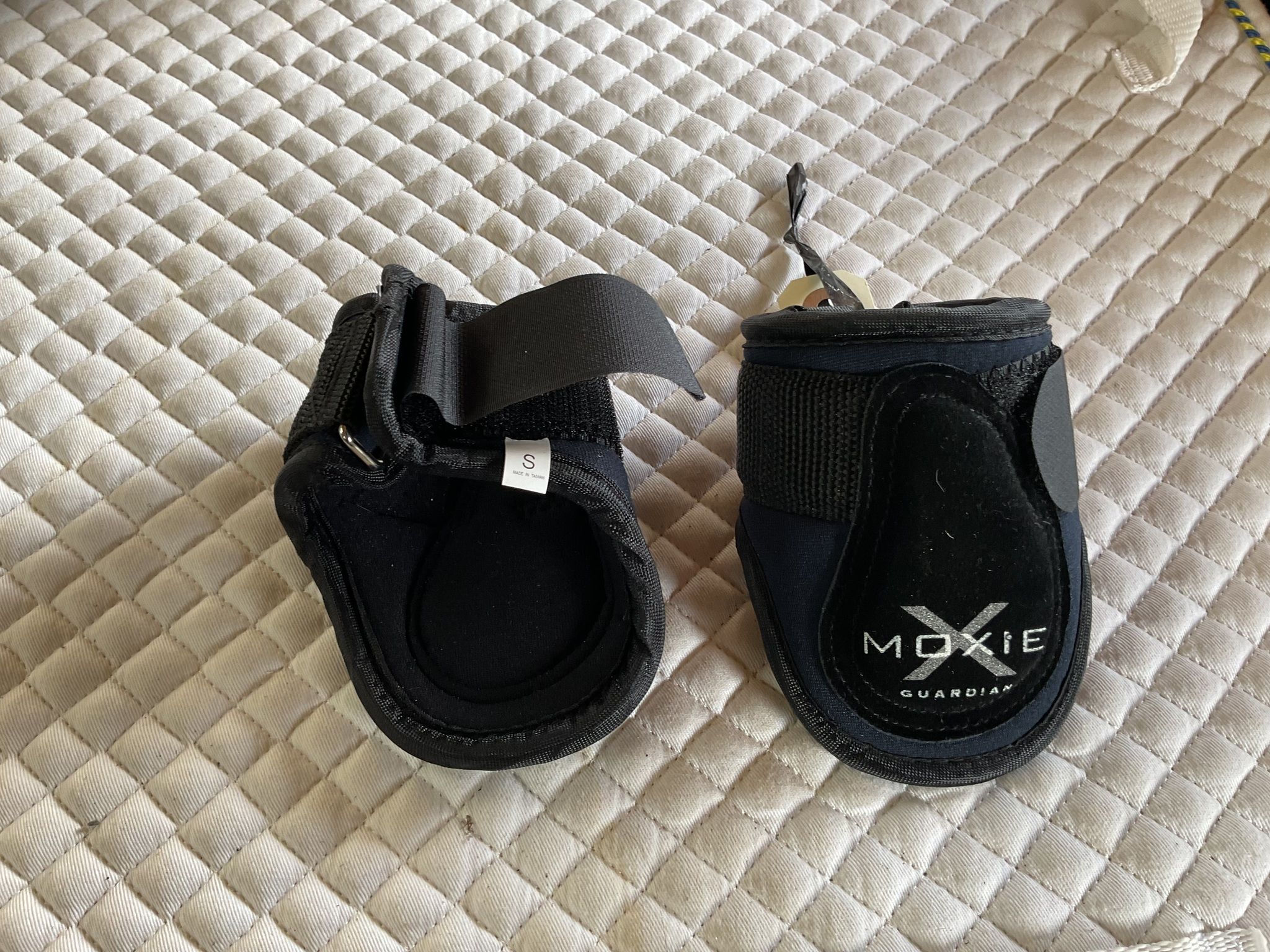 Moxie bakbensskydd,blåa,s,nya