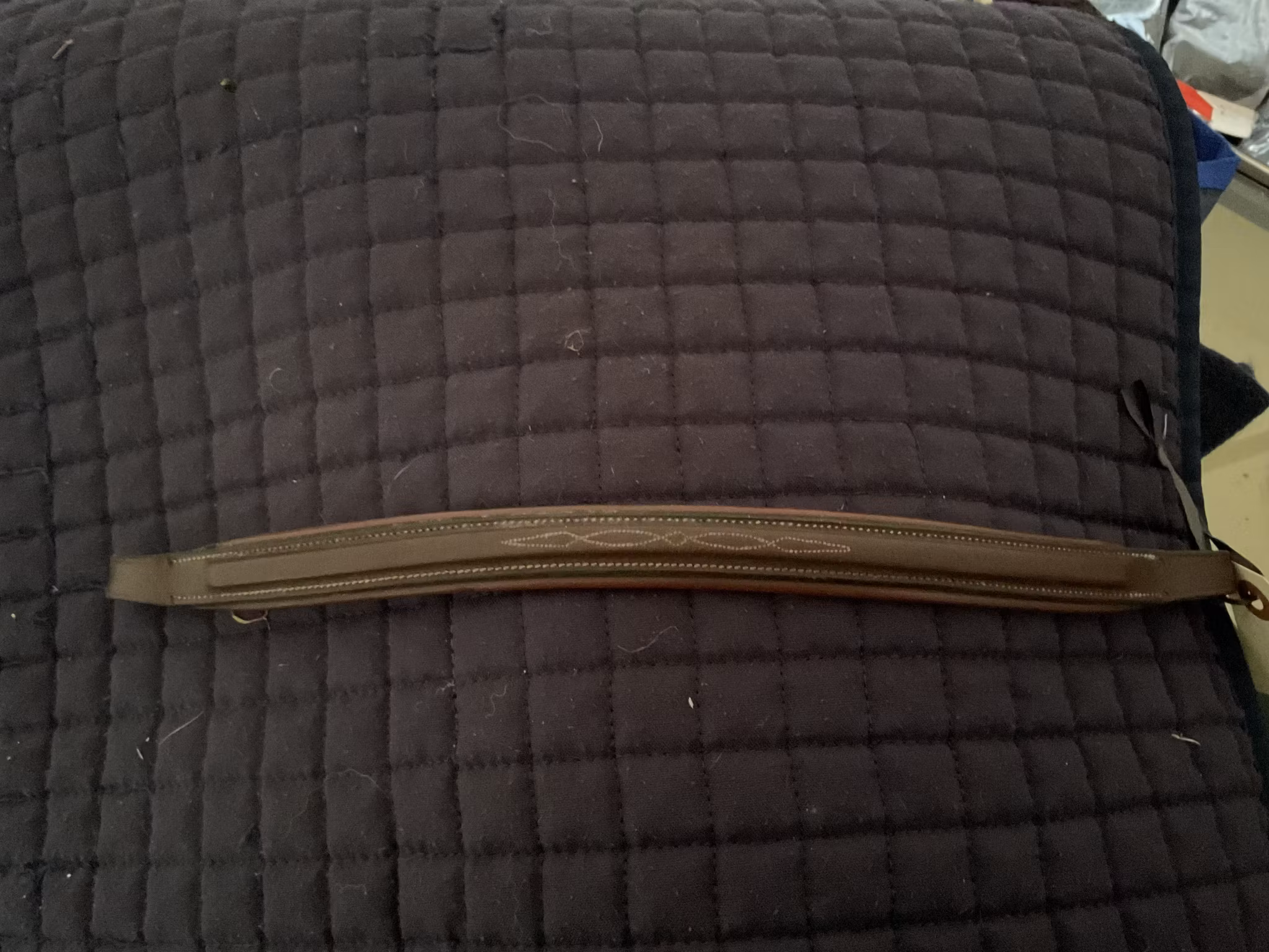 Pannband brunt,42 cm