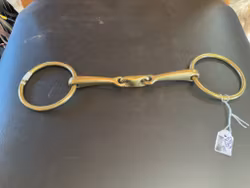Tredelat guldfärgat bett 14,5 cm