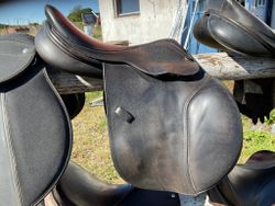 Princeville hopp/ar sadel 16,5” normal mot wide