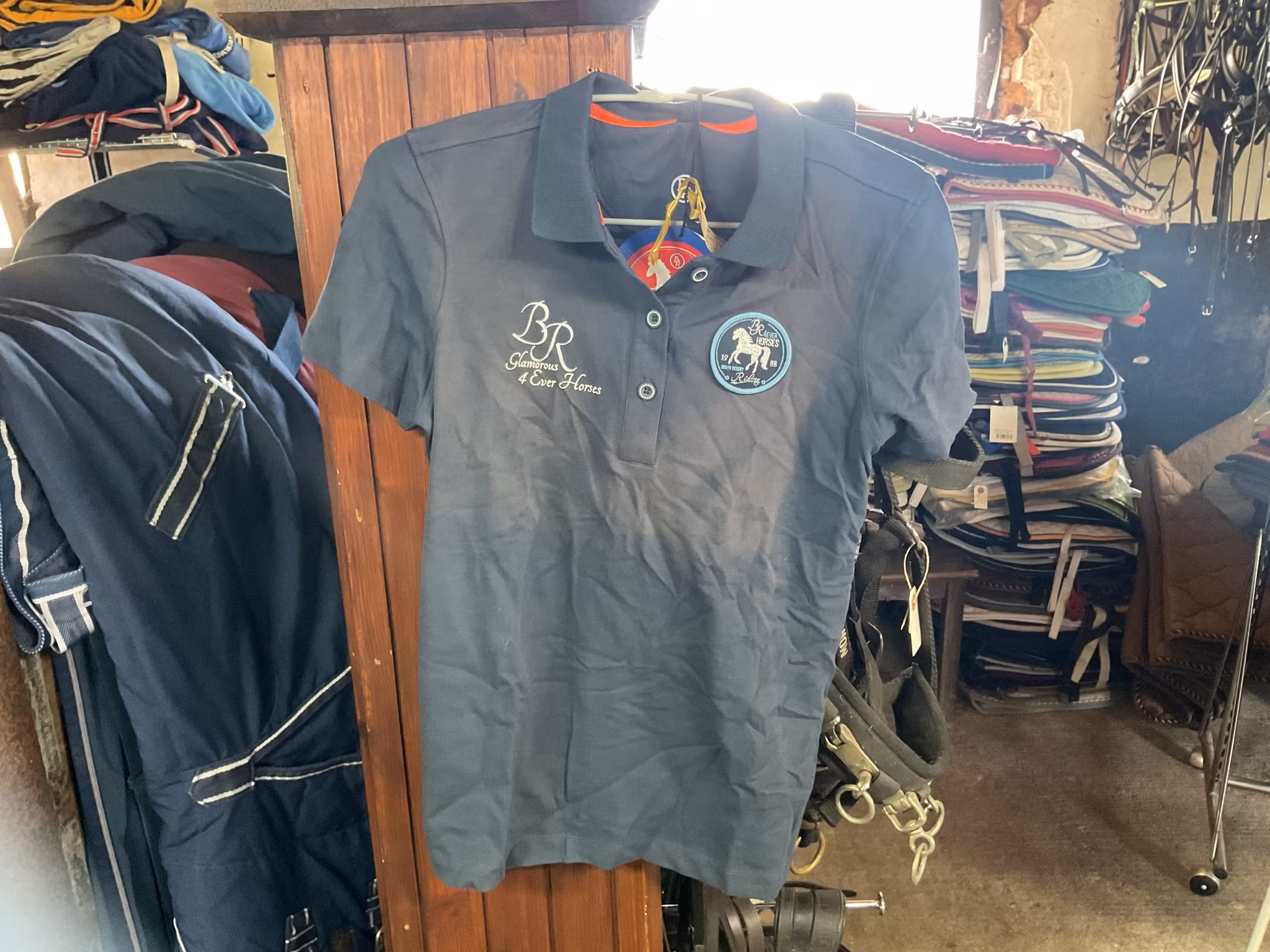 BR poloshirt blå, stl 164, ny, lite solblekt