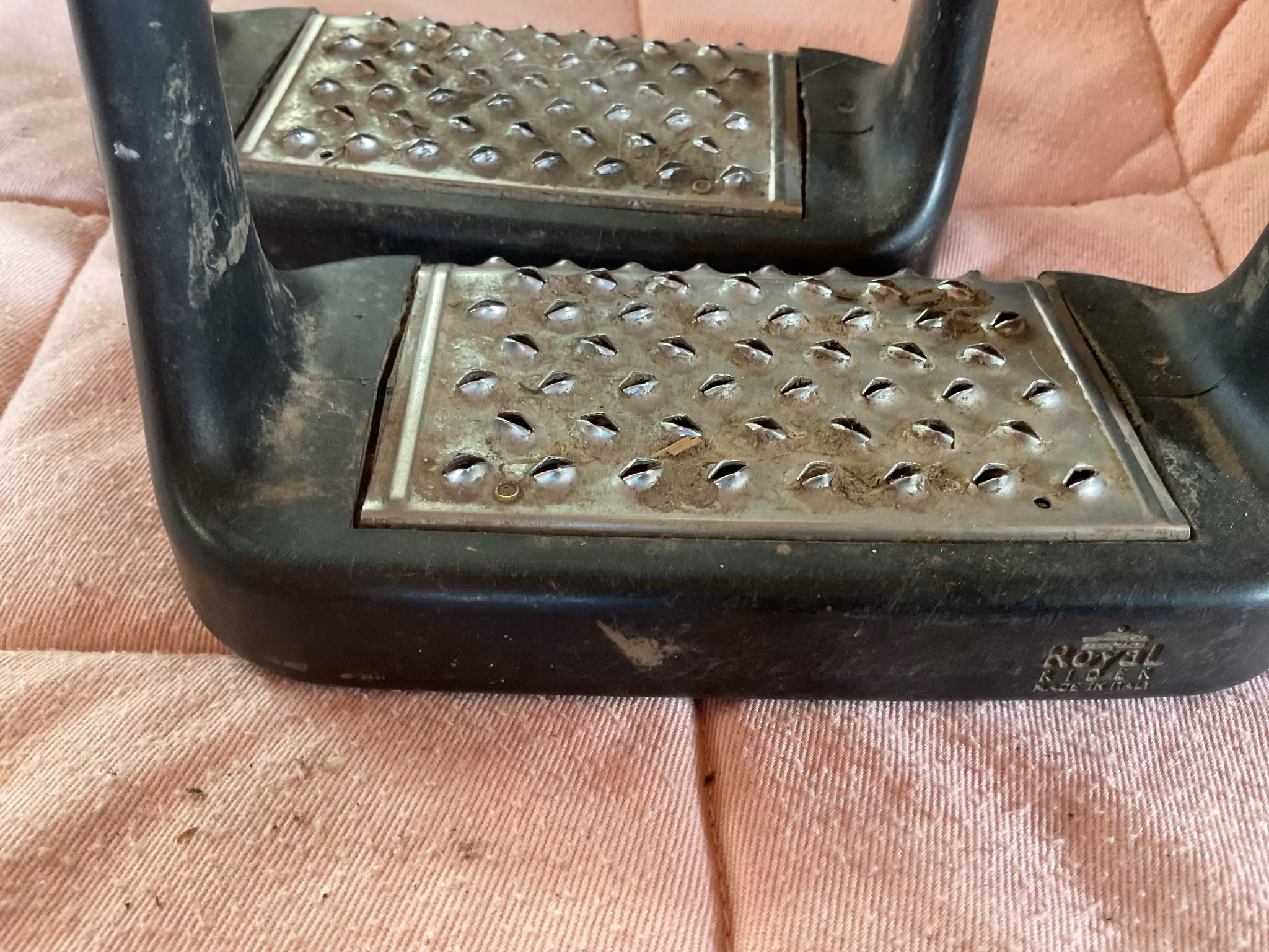 Royal rider stigbyglar, svarta, 11,5 cm