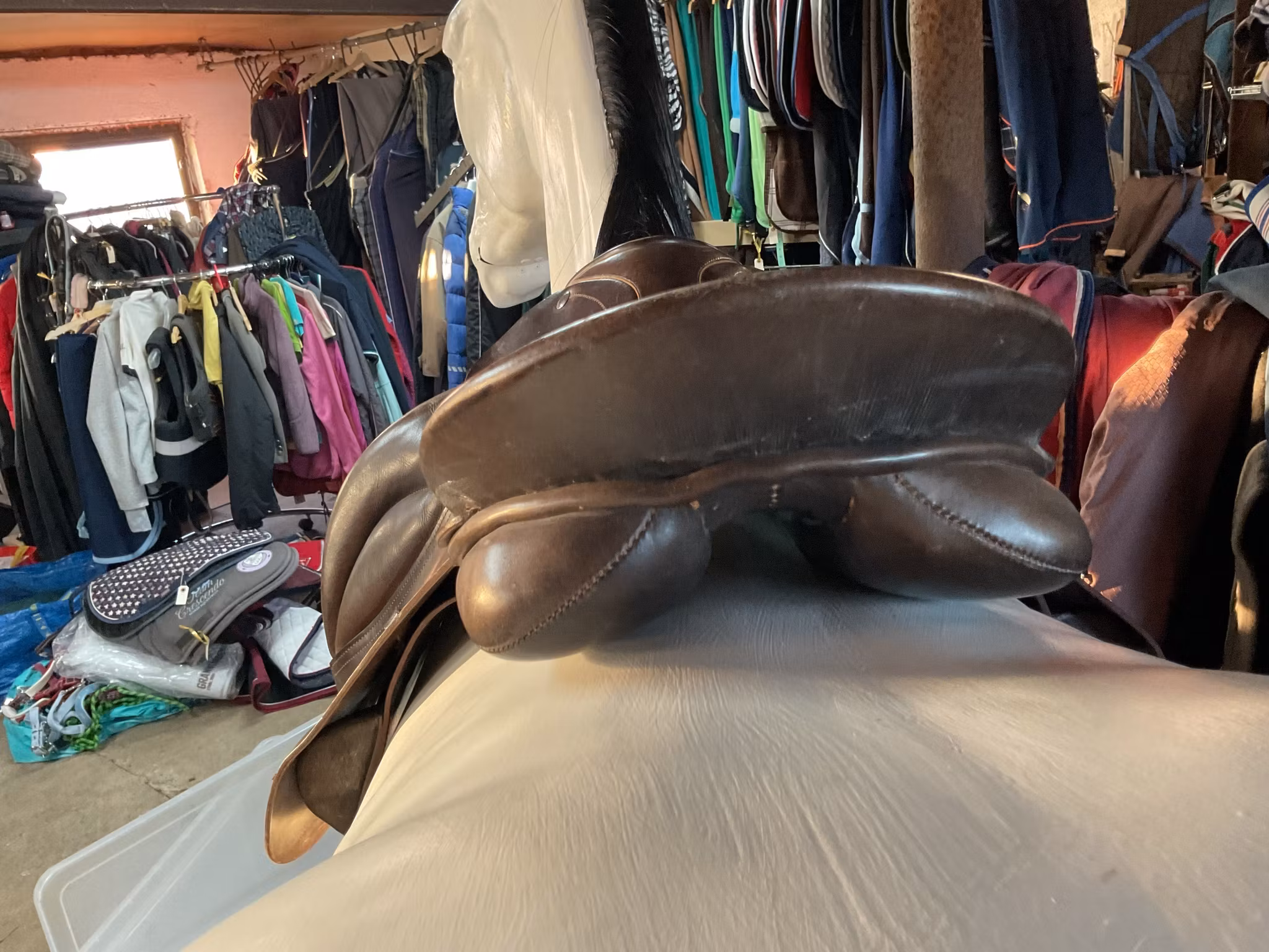 Hubert AR sadel, 17,5”, M,brun