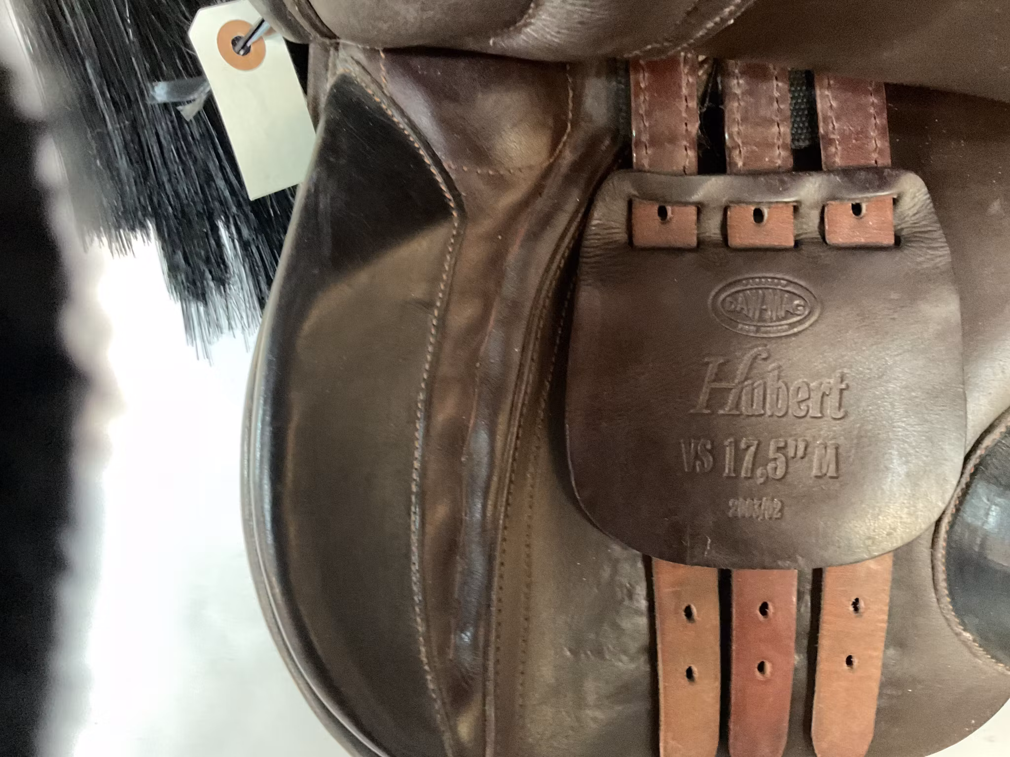 Hubert AR sadel, 17,5”, M,brun