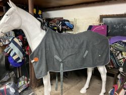 Alma get the gallop, ulltäcke, grått, nytt,125 cm