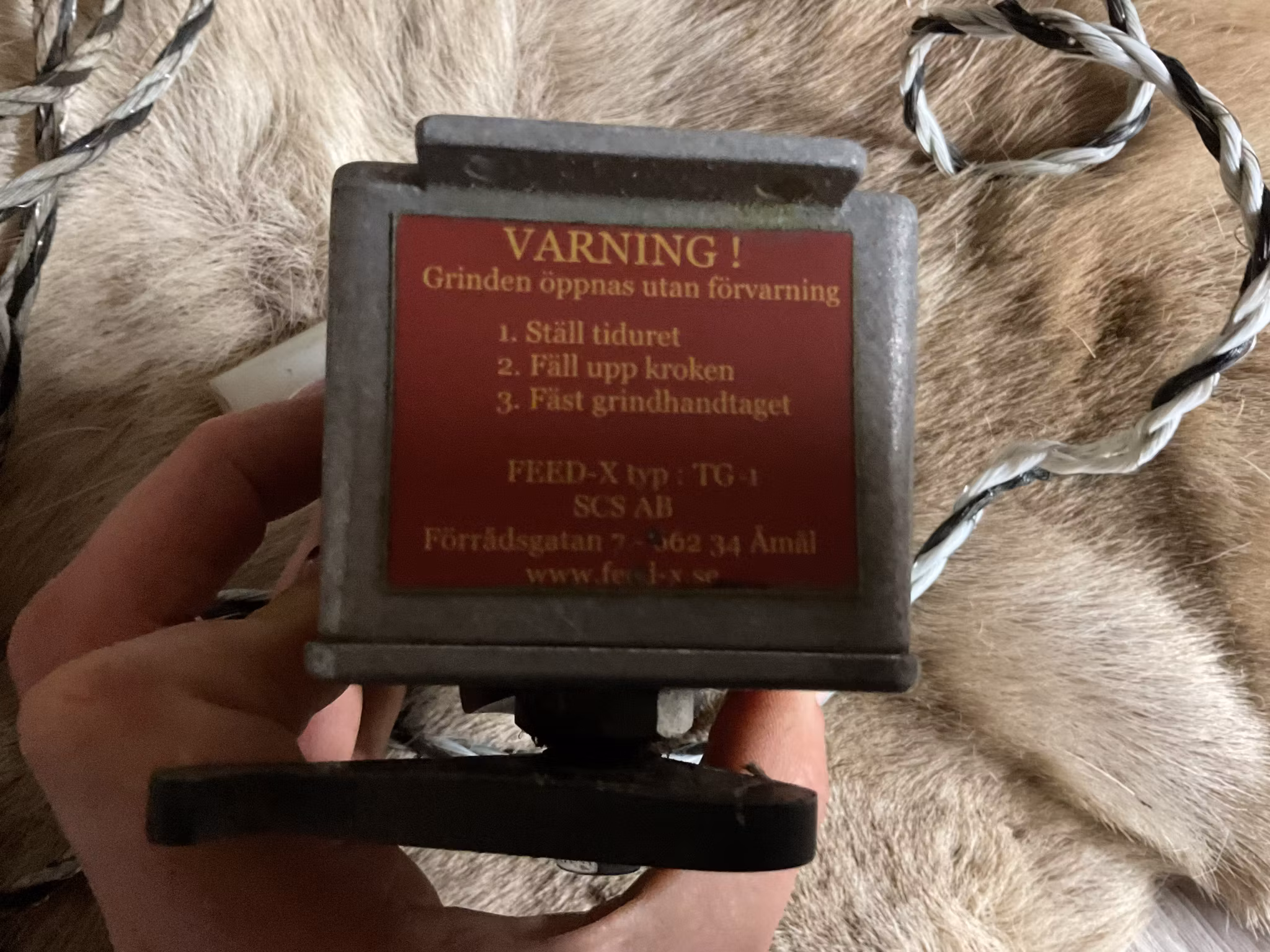 Feed x,tg-1