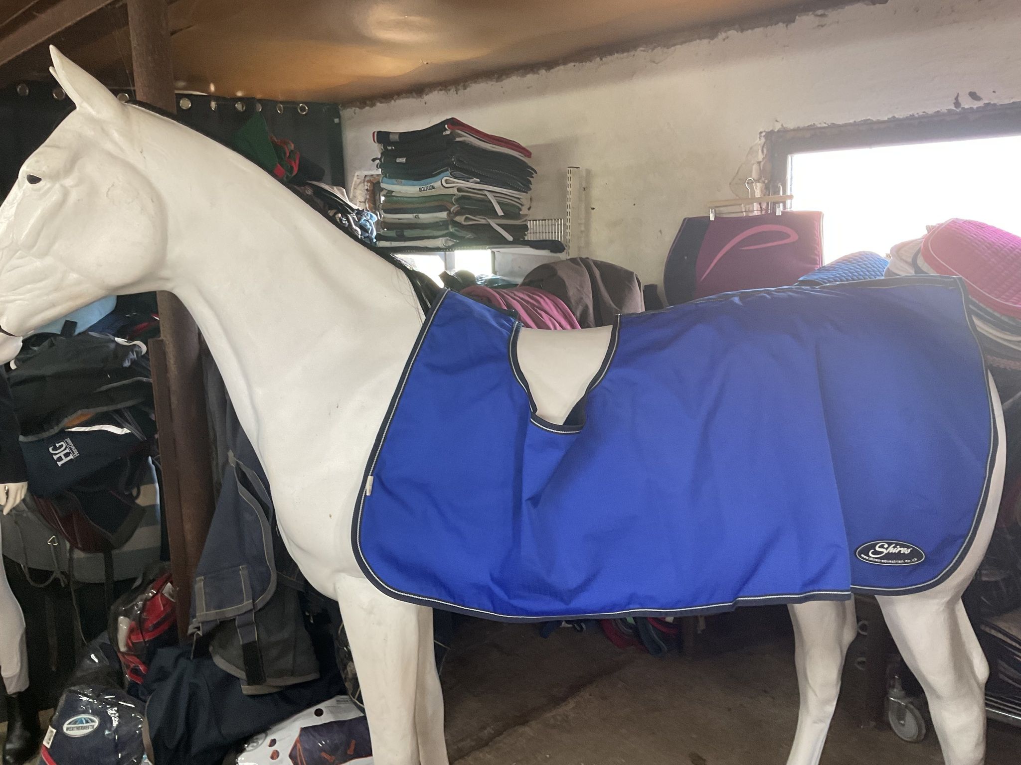 Shires skrittäcke,blått, 145 cm, nyskick