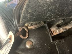 Alberto hoppsadel,17,5”, svart, w