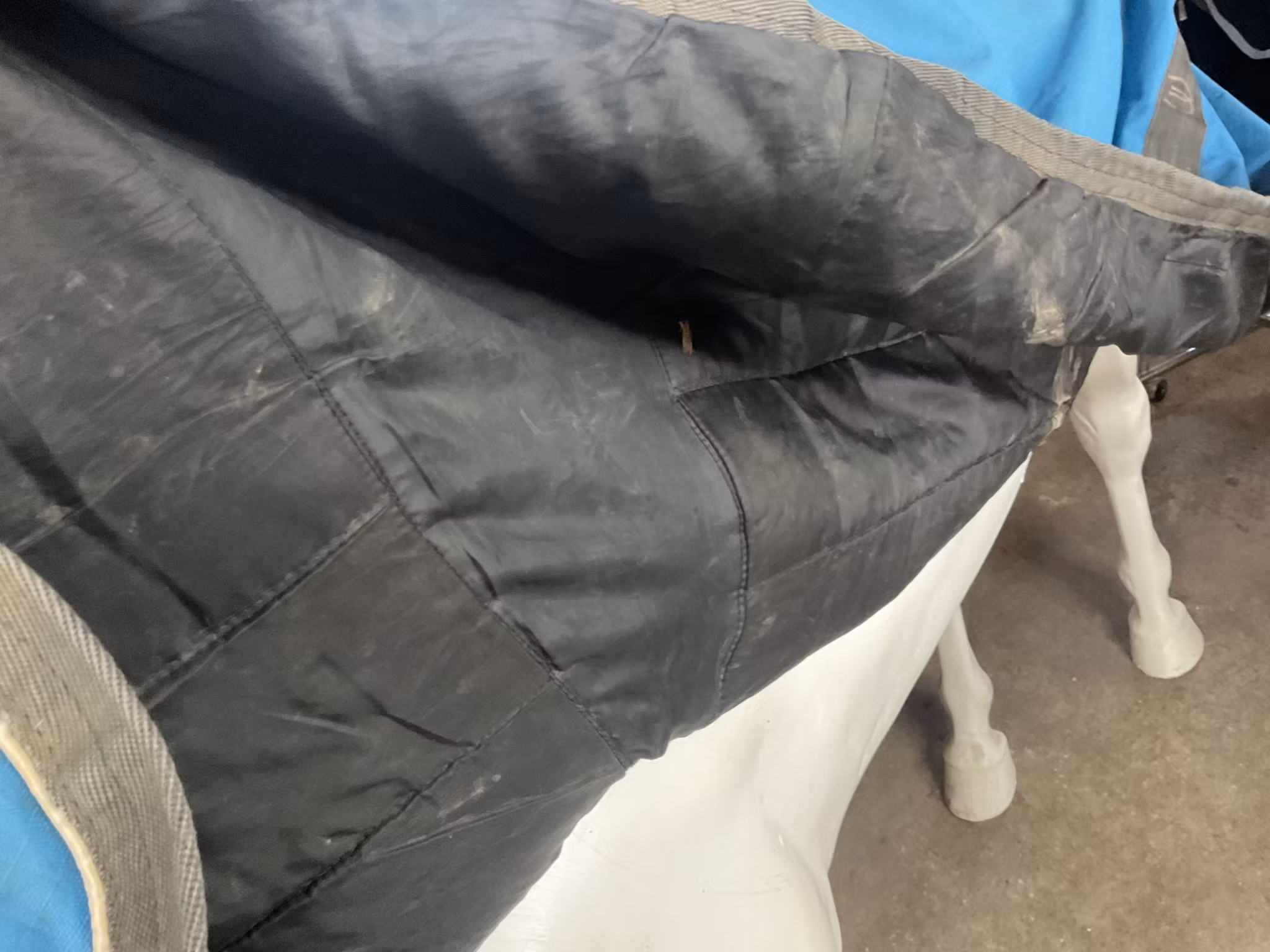 Täcke, ca 150 gr, 125 cm