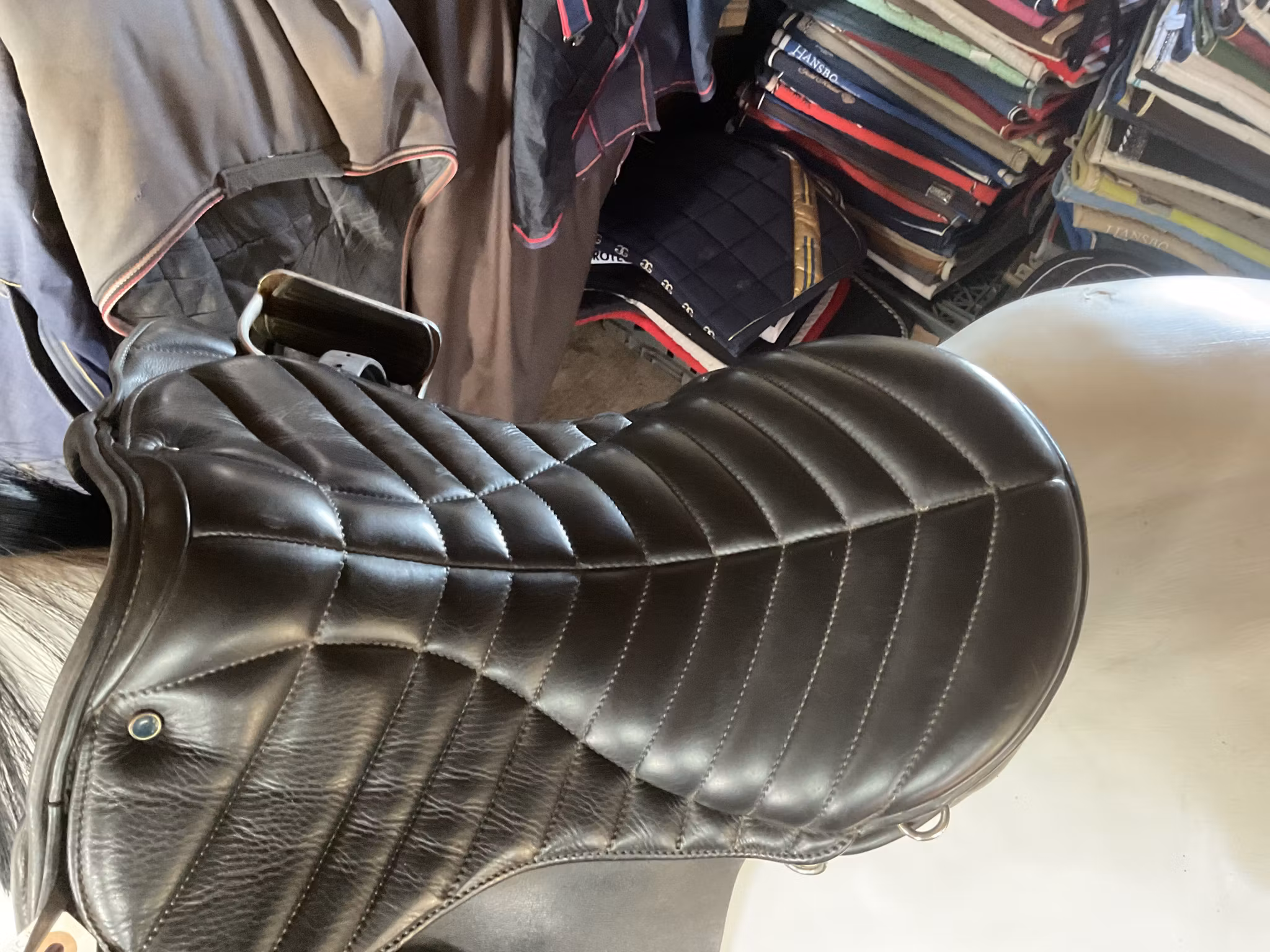 Stubben sadel,island,XW, svart, 16,5-17”,bennis harmony elegant rs,inkl stigläder,stigbyglar,35 cm sadelgjord