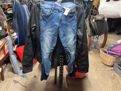 Dirty denim jeans ridbyxor,knägrip,stl 140