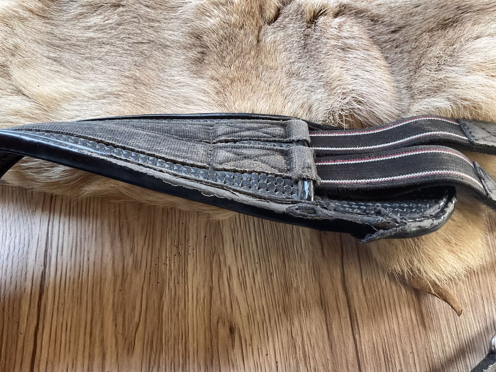 Sadelgjord 100 cm, ngt sliten
