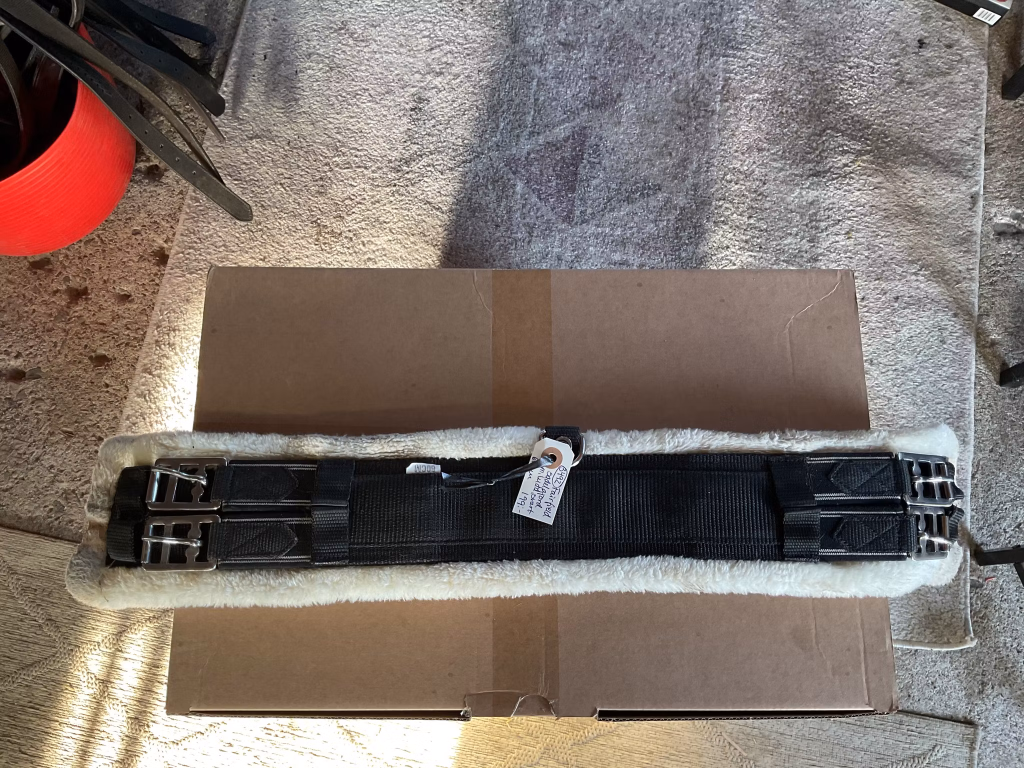 Fairfield sadelgjord med ludd,svart, 60 cm