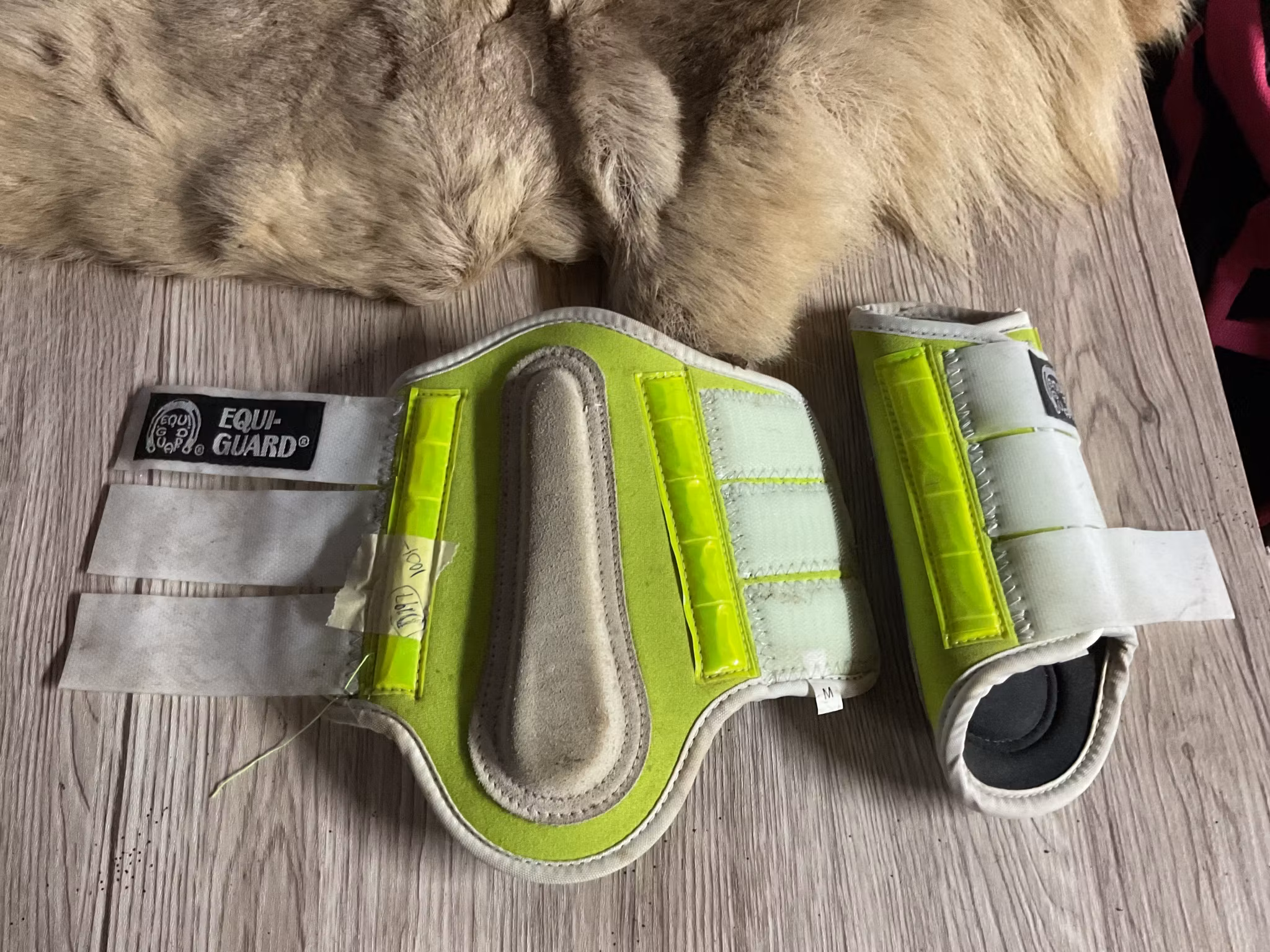 Equiguard benskydd med reflex,m
