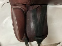 Rr1,santa cruz, dressyrsadel, 18”, brun