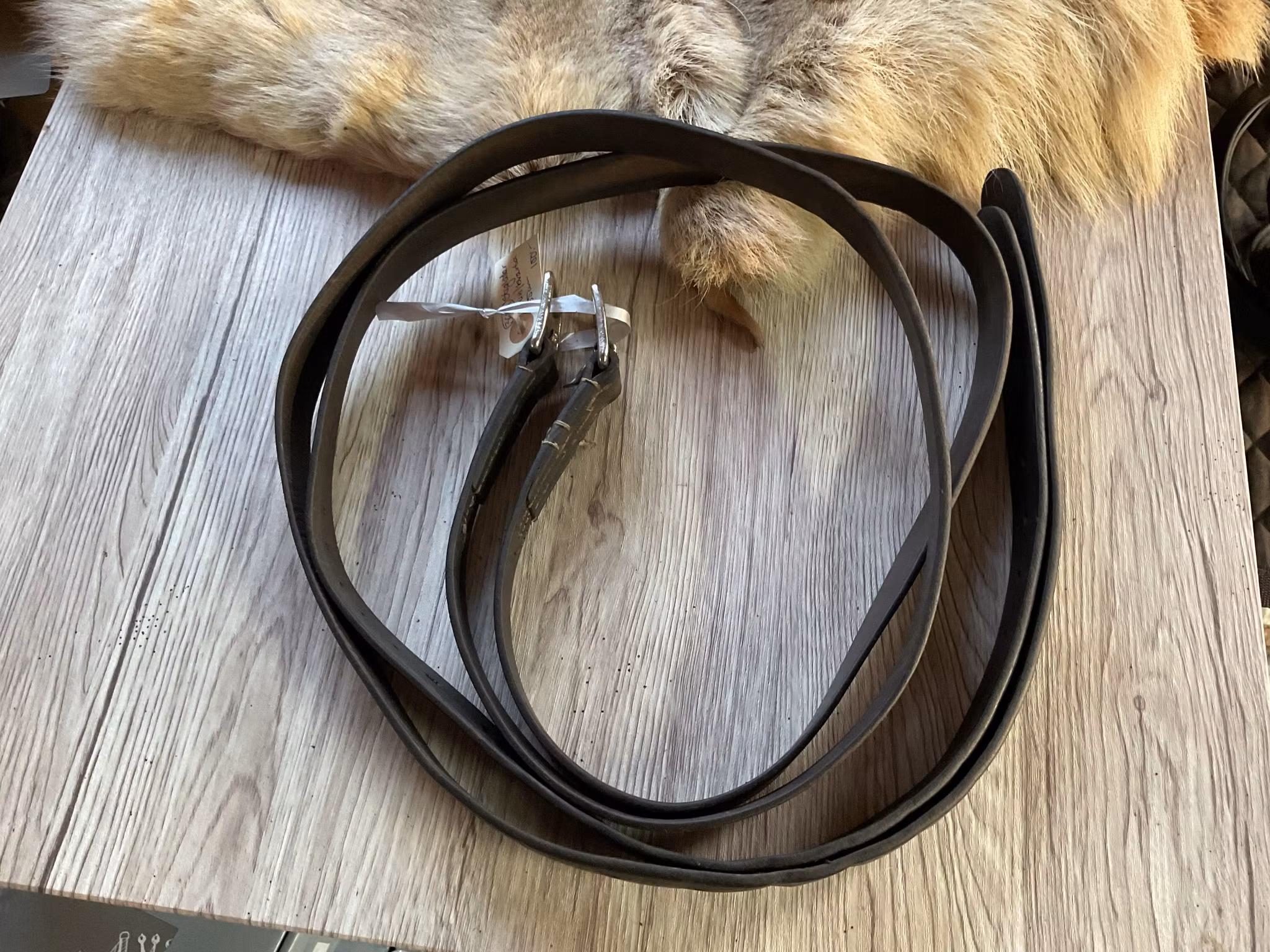 Stigläder brunsvarta, 155 cm