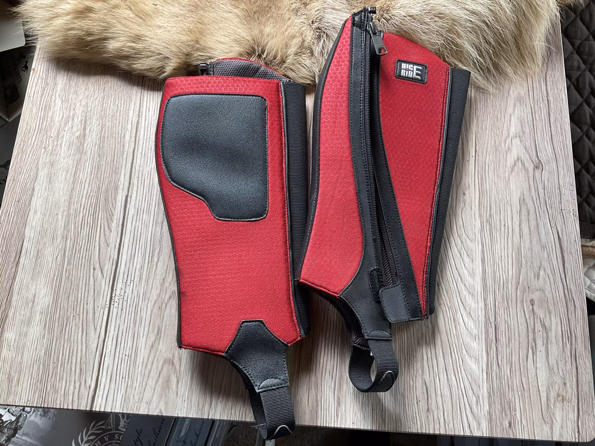 Nice ride,halfchaps,röda, 8-10 år, nya
