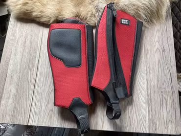 Nice ride,halfchaps,röda, 8-10 år, nya