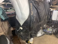 Back on track,nättäcke,145 cm, några hål