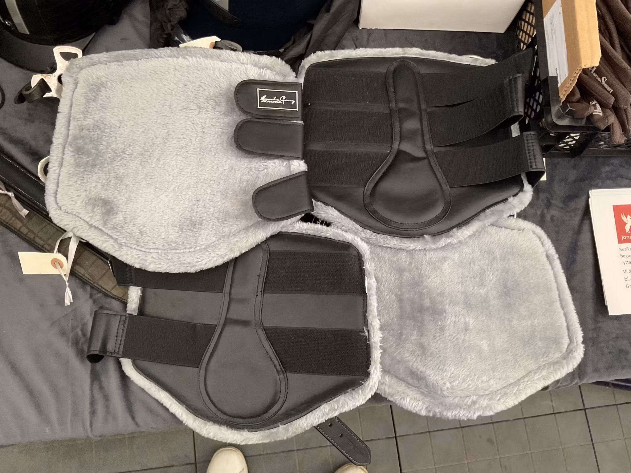 Santa ceuz benskydd,svarta,f,4-pack,nya
