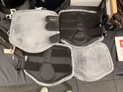 Santa ceuz benskydd,svarta,f,4-pack,nya