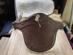 Sadelgjord med magplatta,brun,115 cm